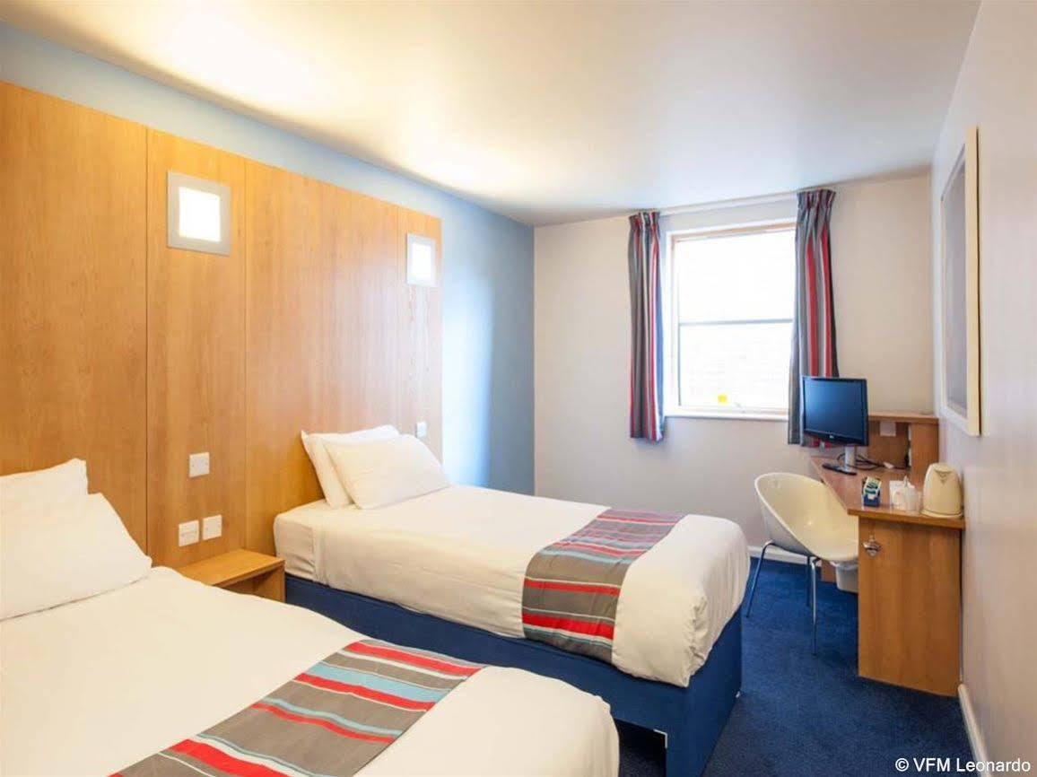Ramada Encore York Eksteriør bilde